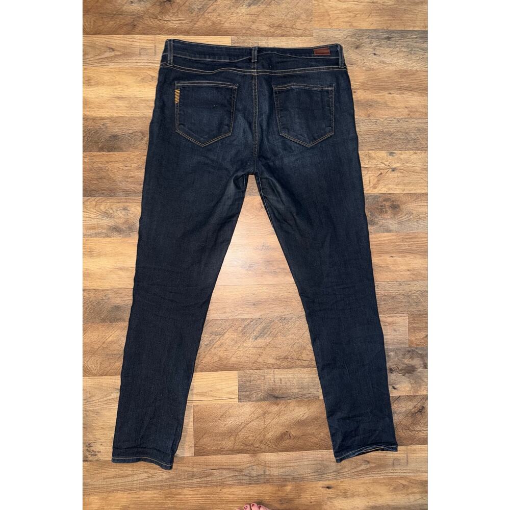 Paige women’s skyline skinny blue jeans - Picture 15 of 16